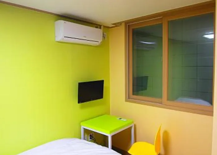 Cheonggye Haus * Сеул